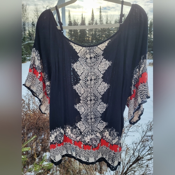 "Bohemian Beauty" ANGIE Top - Picture 4 of 8